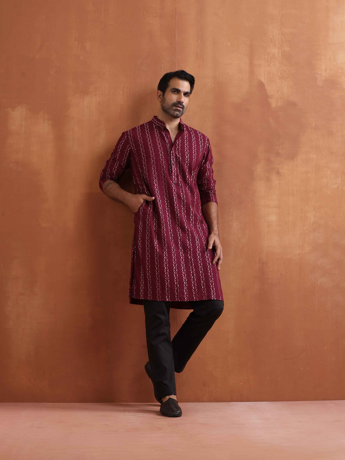 trueBrowns Men's Dark Purple Cotton Dobby Kurta | Grocsy