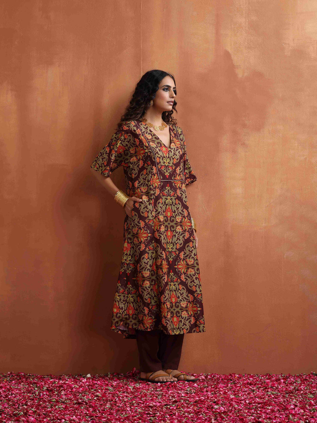trueBrowns Brown Floral Print Kaftan Kurta Set | Grocsy