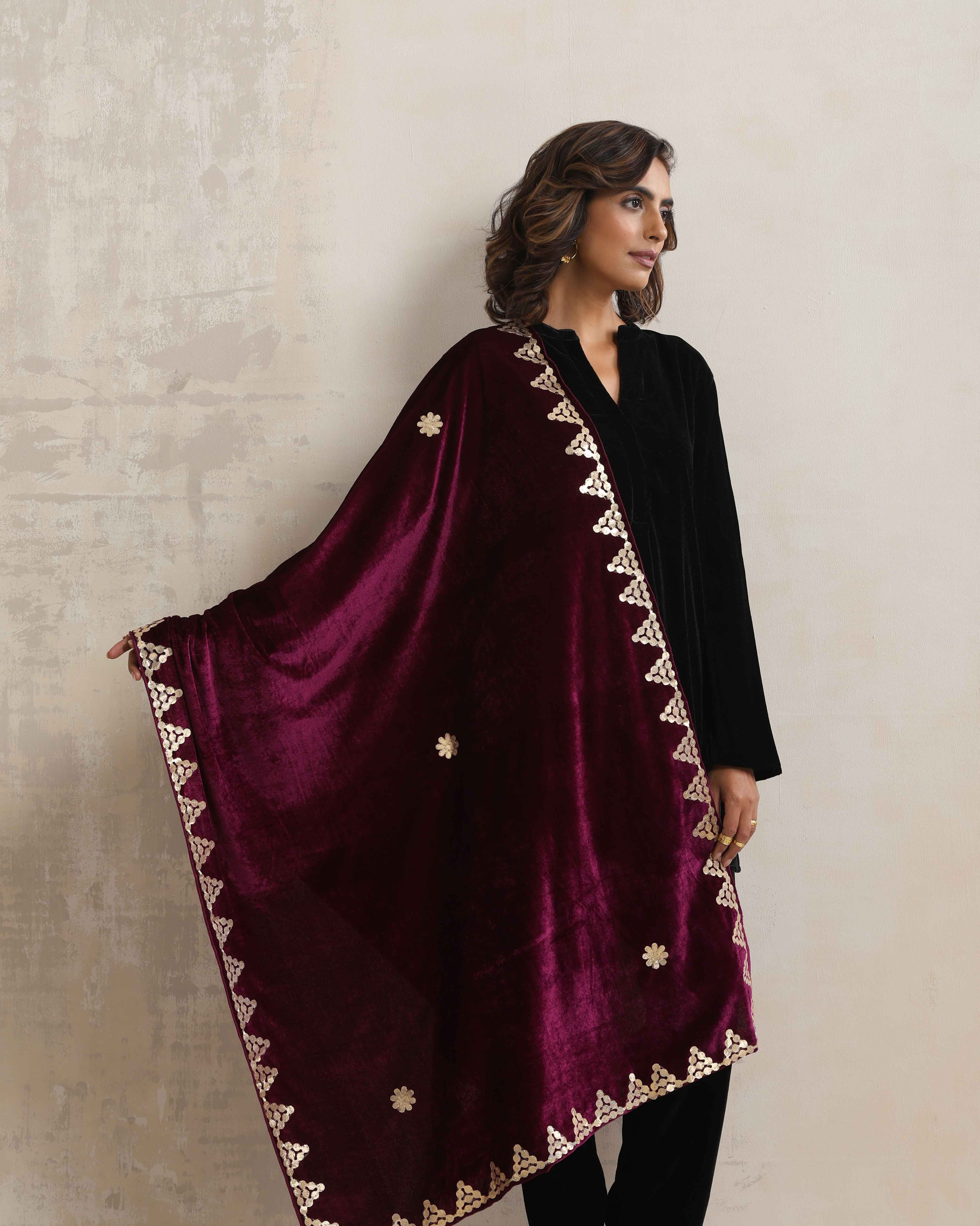 trueBrowns Wine Velvet Gota Patti Stole | Grocsy