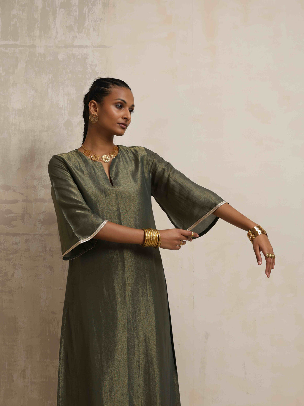 trueBrowns Green Tissue Kurta Set | Grocsy