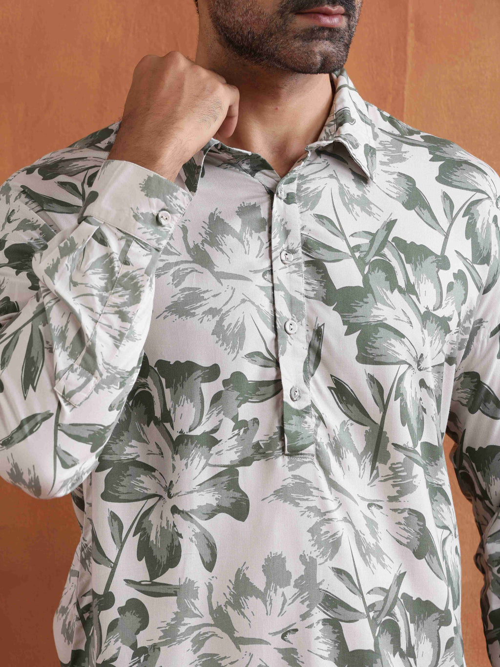 trueBrowns Men's Off White Printed Short Kurta | Grocsy