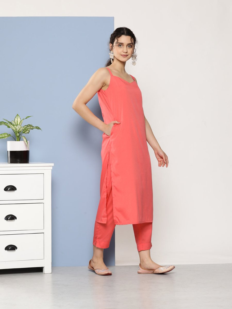 Ahalyaa Women Pink Floral Gotta Patti Kurta with Trousers | Grocsy
