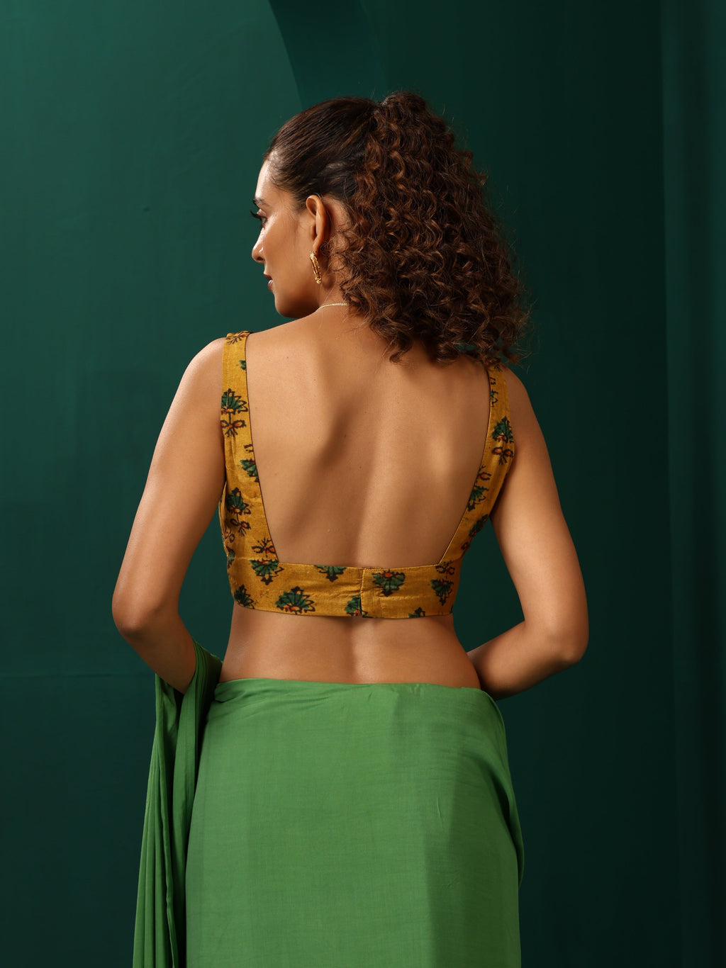 trueBrowns Mustard Muslin Silk Flower Stem Printed Scoop Neck Sleeveless Blouse | Grocsy