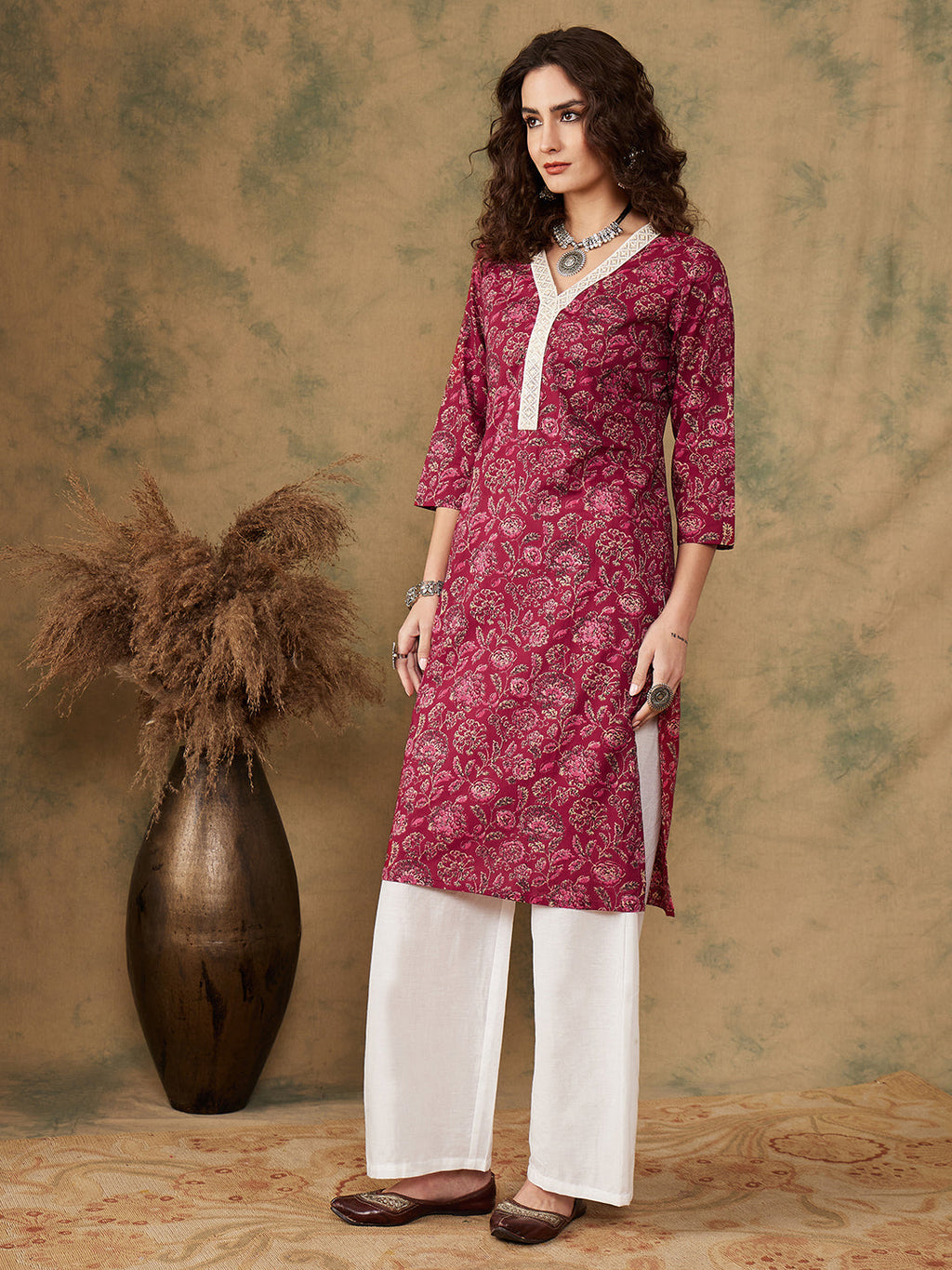 InWeave Women's Burgundy Maroon Print V Neck Lace Work Straight Kurta | Grocsy