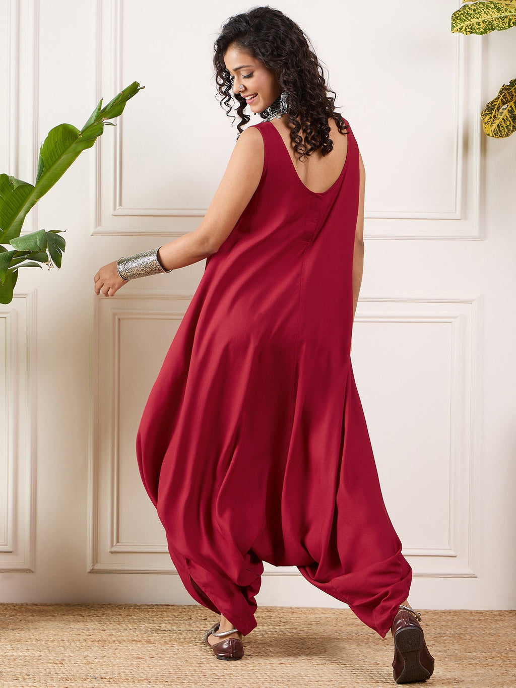 InWeave Maroon Round Sleeveless Jumpsuit | Grocsy