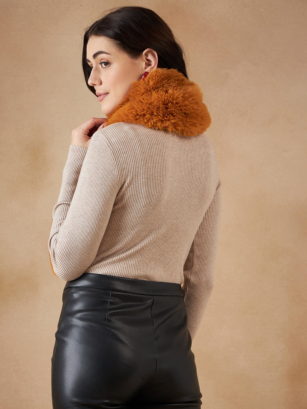 InWeave Women's Carrot Orange Faux Fur Neck Warmer | Grocsy
