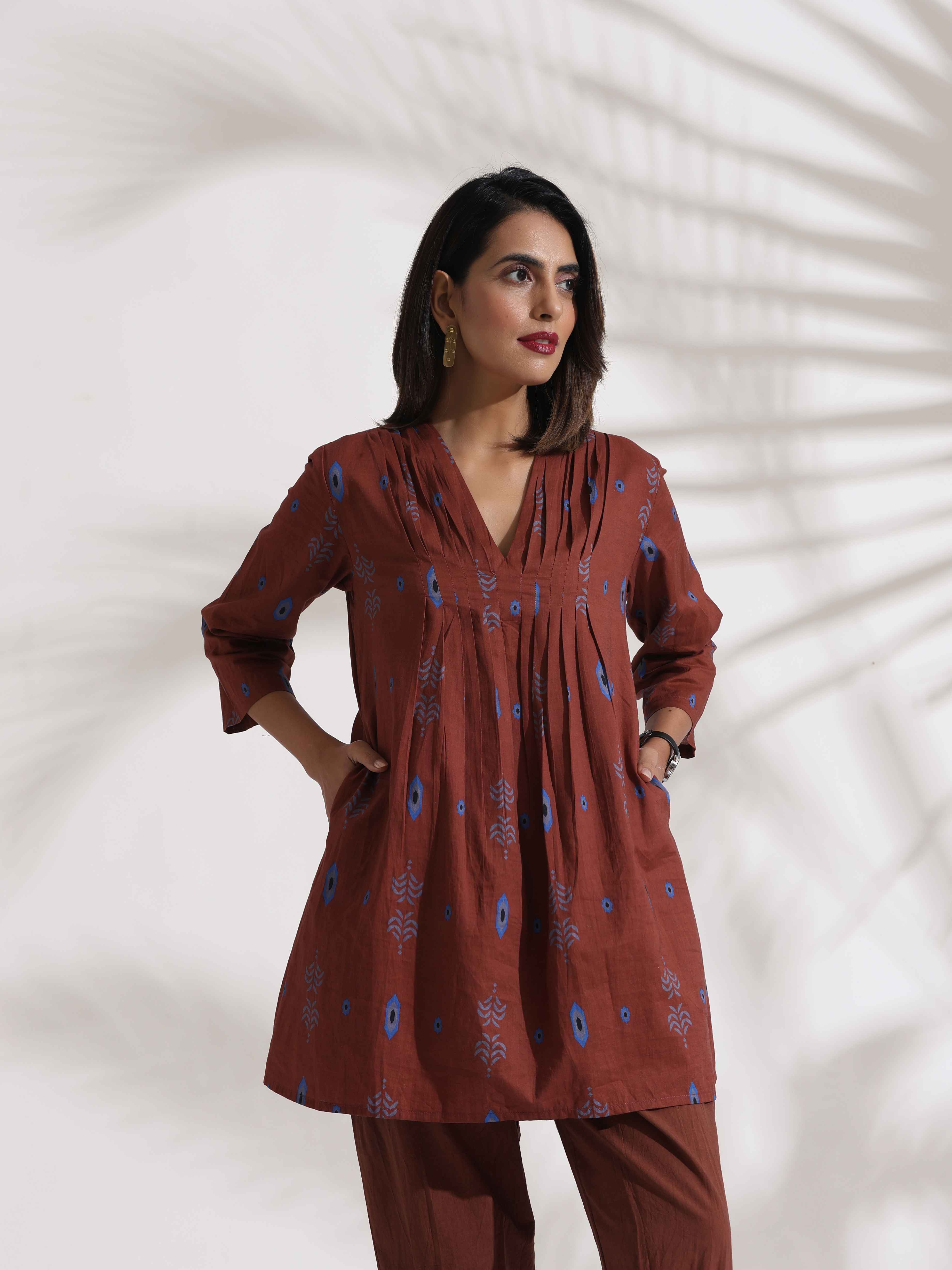 trueBrowns Brown Cotton Print Pleated Top & Pants Co-ord Set | Grocsy