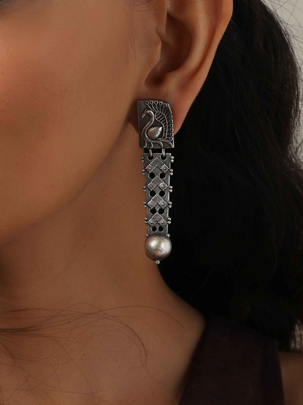 trueBrowns Silver Tone Flamingo Dangle Earrings | Grocsy