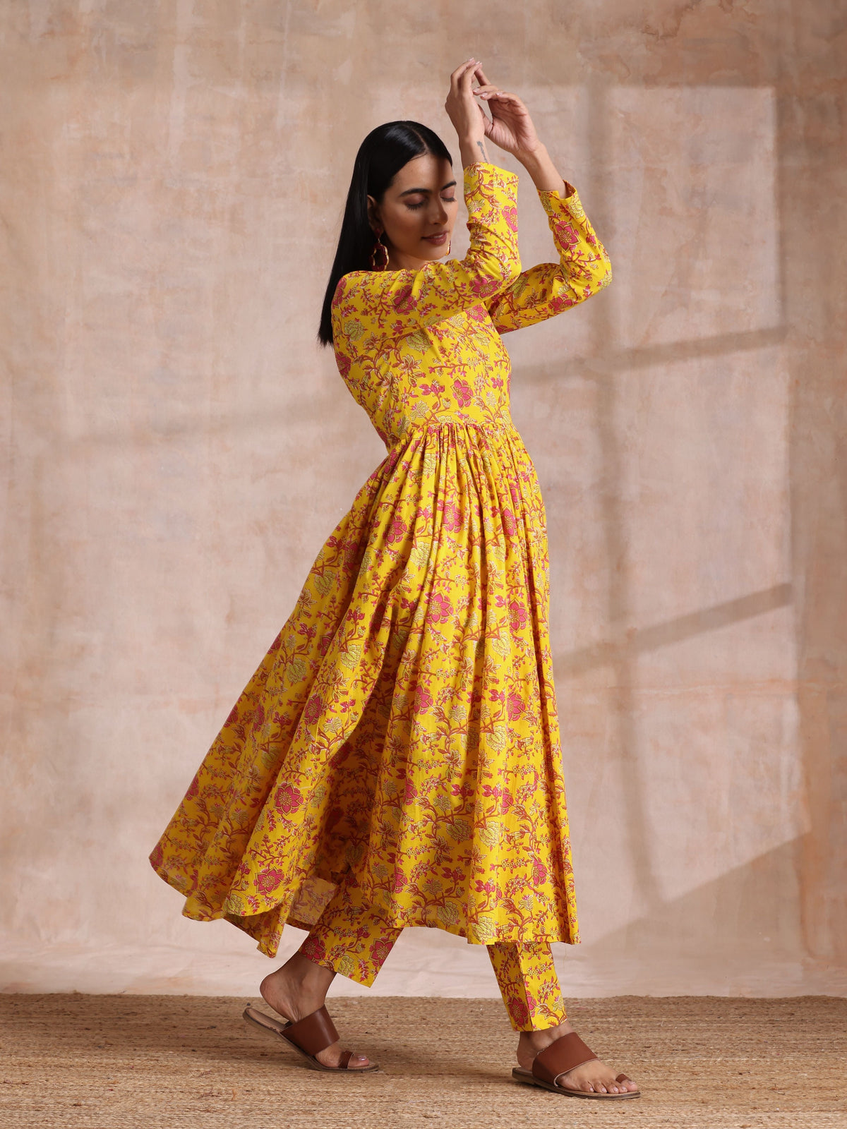 trueBrowns Sunshine Yellow Overall Floral Block Print Cotton Kurta Pant Dupatta Set | Grocsy