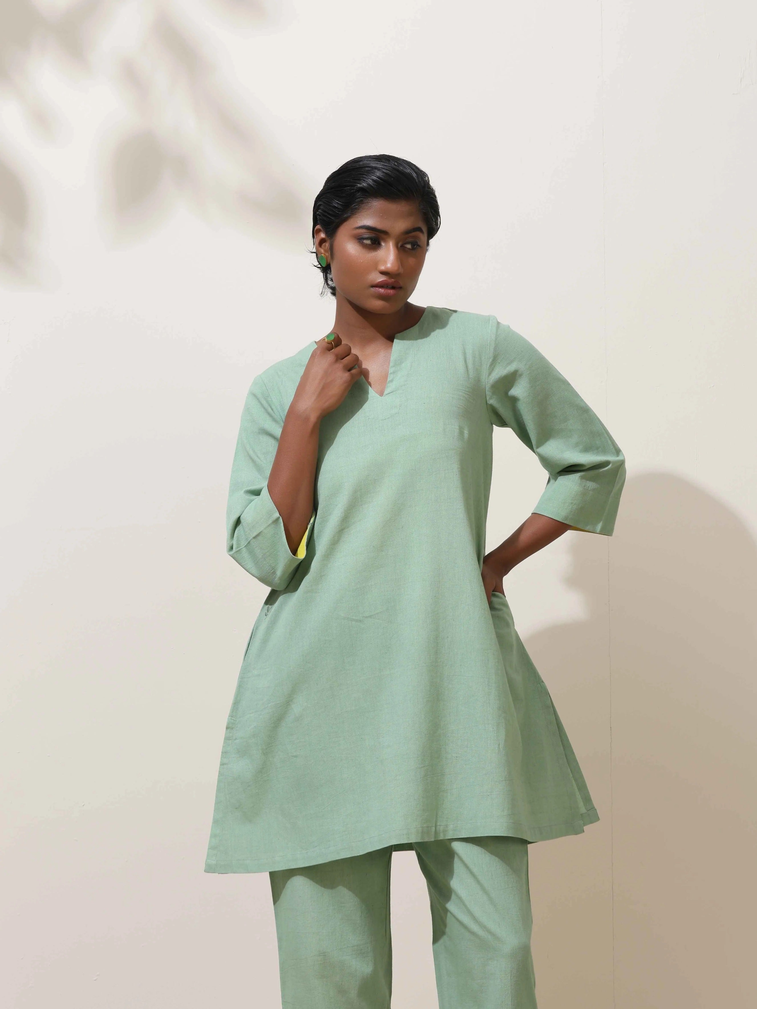 trueBrowns Mint Green Cotton Linen Kurta Co-Ord Set | Grocsy