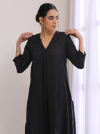 trueBrowns Black Dobby Neck Pleat Kurta Pant Set | Grocsy
