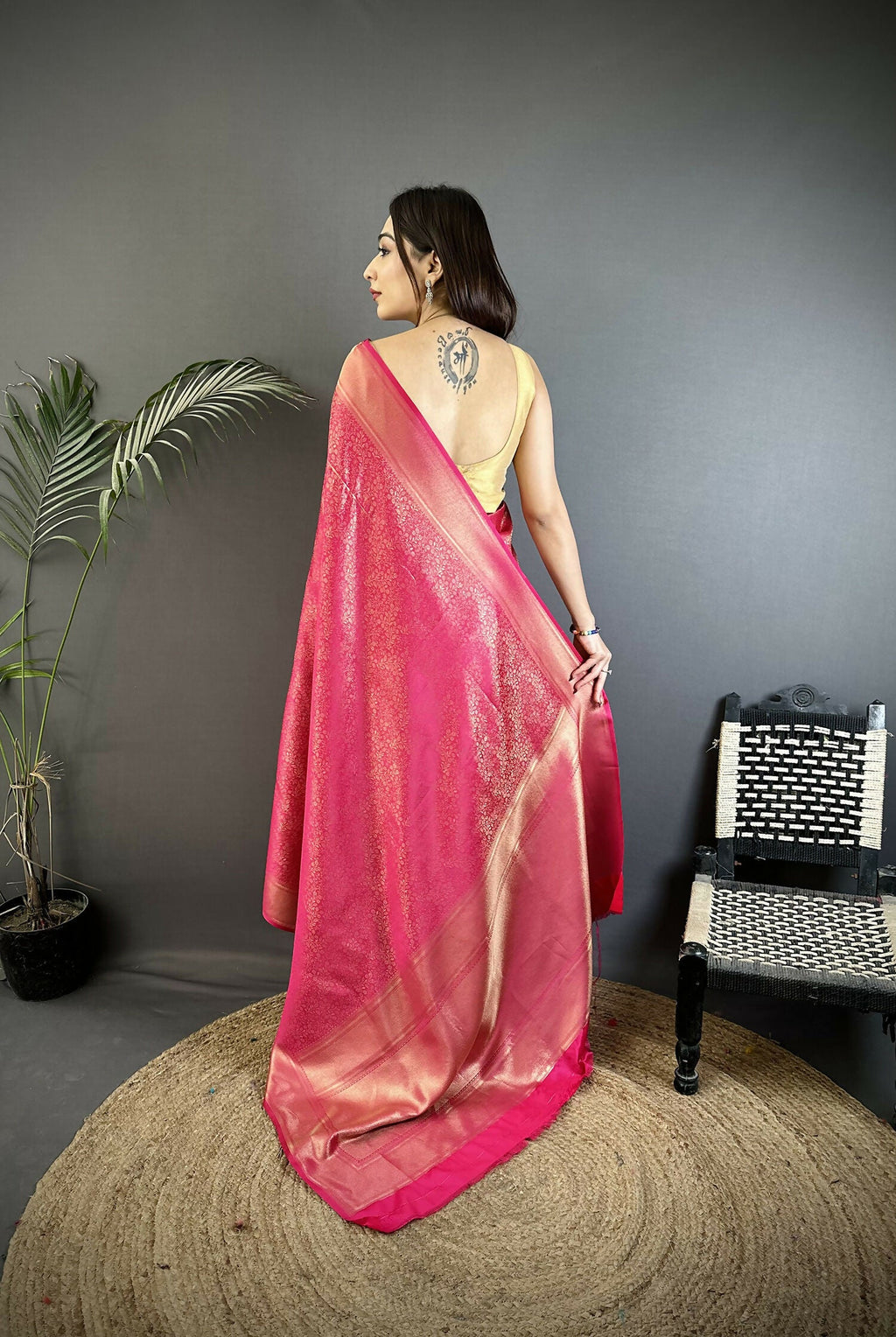 Joban Fashion Pink Floral Motifs & Ethnic Design Soft Satin Silk Kanchipuram Saree | Grocsy