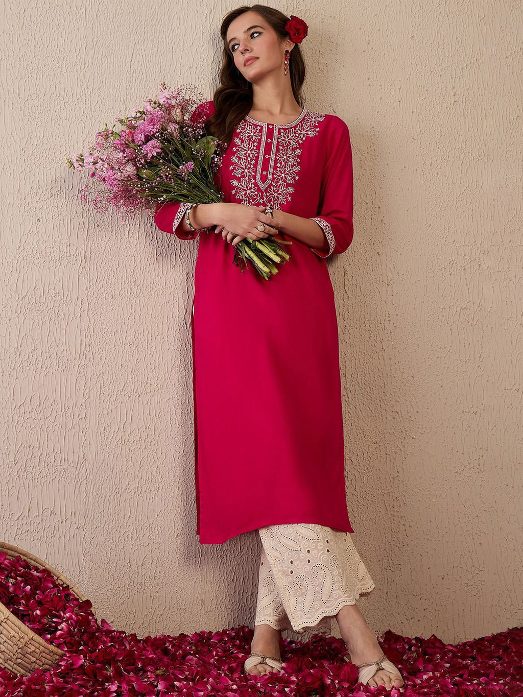 Indo Era Women Floral Embroidered Thread Work Kurta | Grocsy