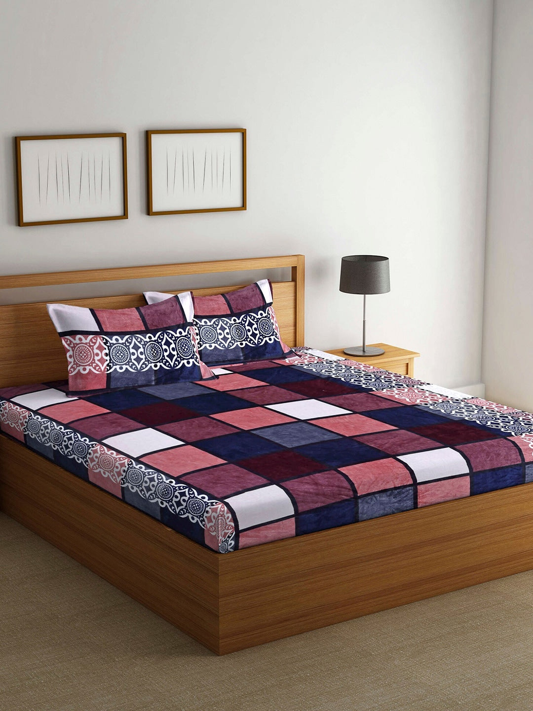 Stylespace by Isha Pink Geometric 300 TC Warm Velvet King Bedsheet & 2 Pillow Covers | Grocsy