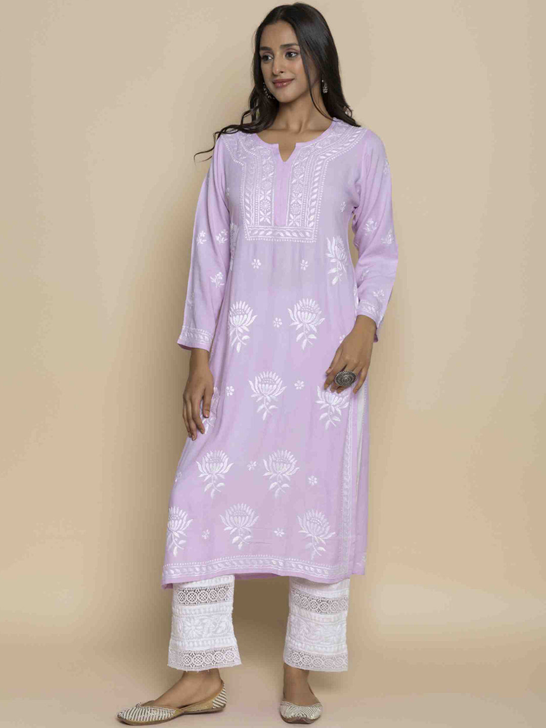 HOUSE OF KARI Floral Embroidered Chikankari Straight Kurta | Grocsy