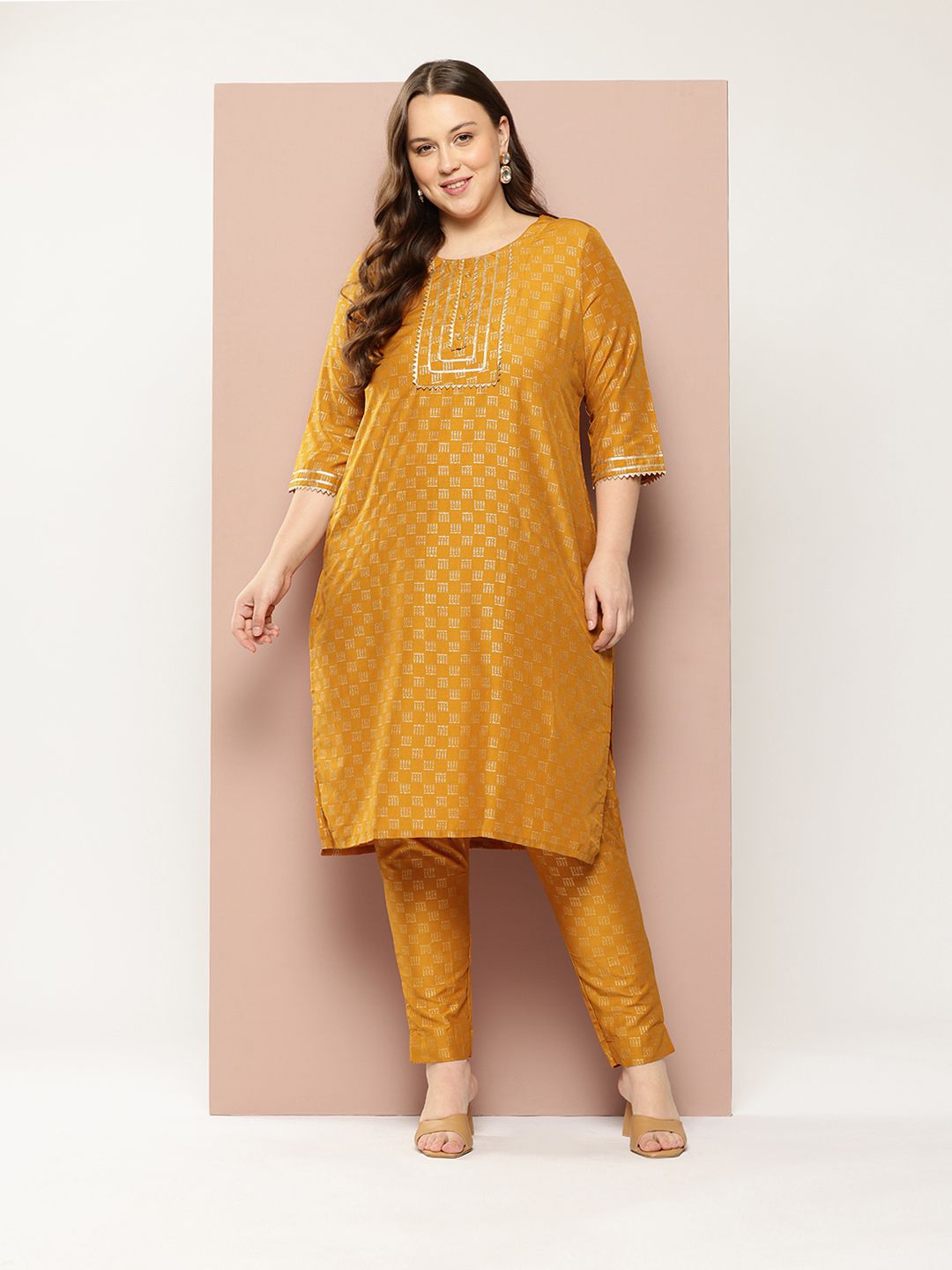 Sztori Plus Size Printed Gotta Patti Kurta | Grocsy
