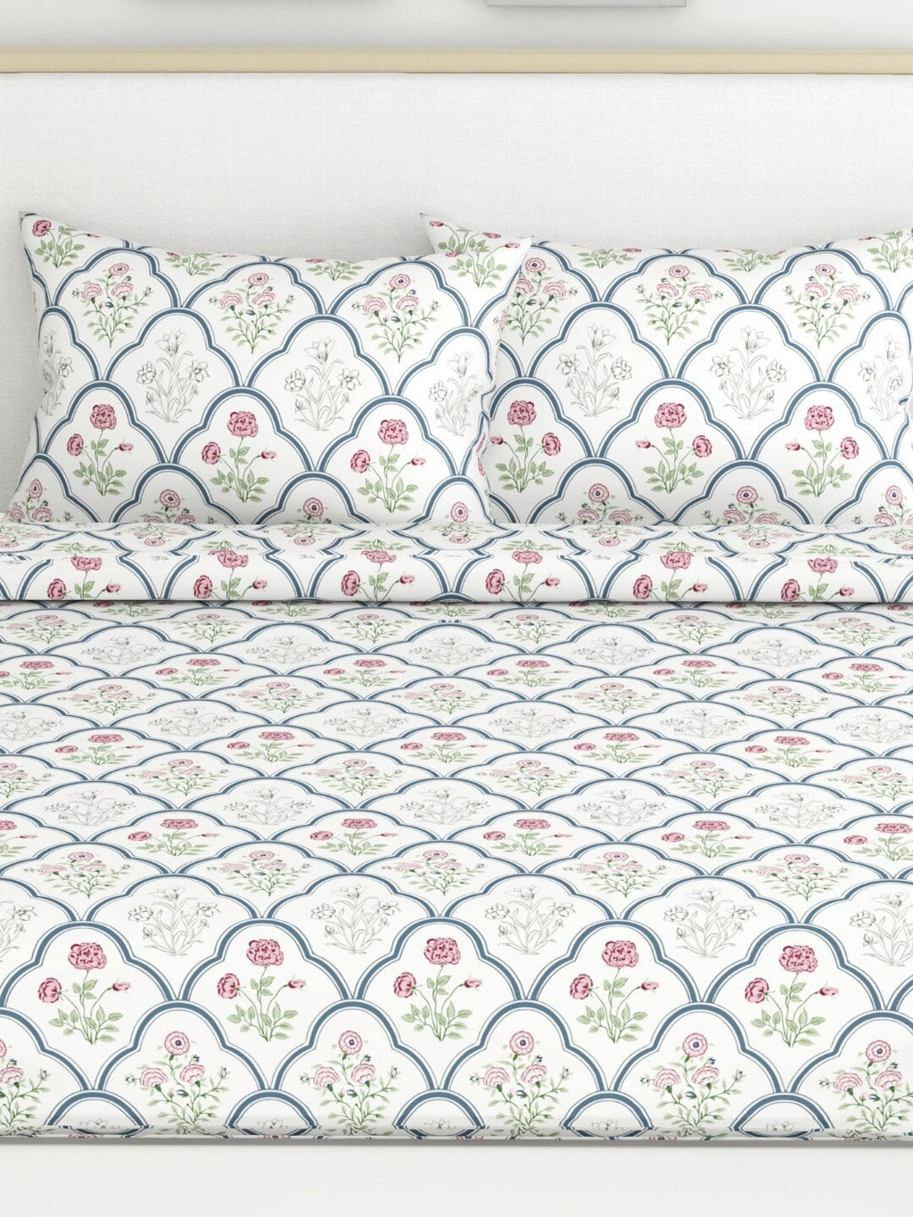 haus & kinder Blue & White Ethnic Motifs 186 TC King Bedsheet with 2 Pillow Covers | Grocsy