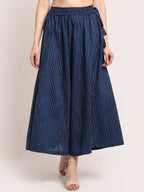 TAG 7 Women Navy Blue Printed Flared Palazzos | Grocsy