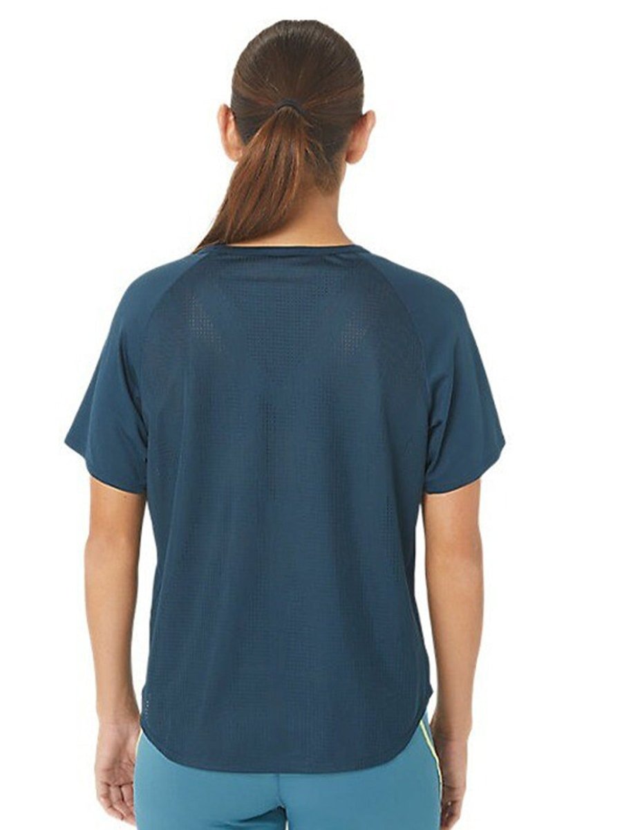 ASICS Actibreeze Raglan Sleeves Round Neck T-Shirt | Grocsy