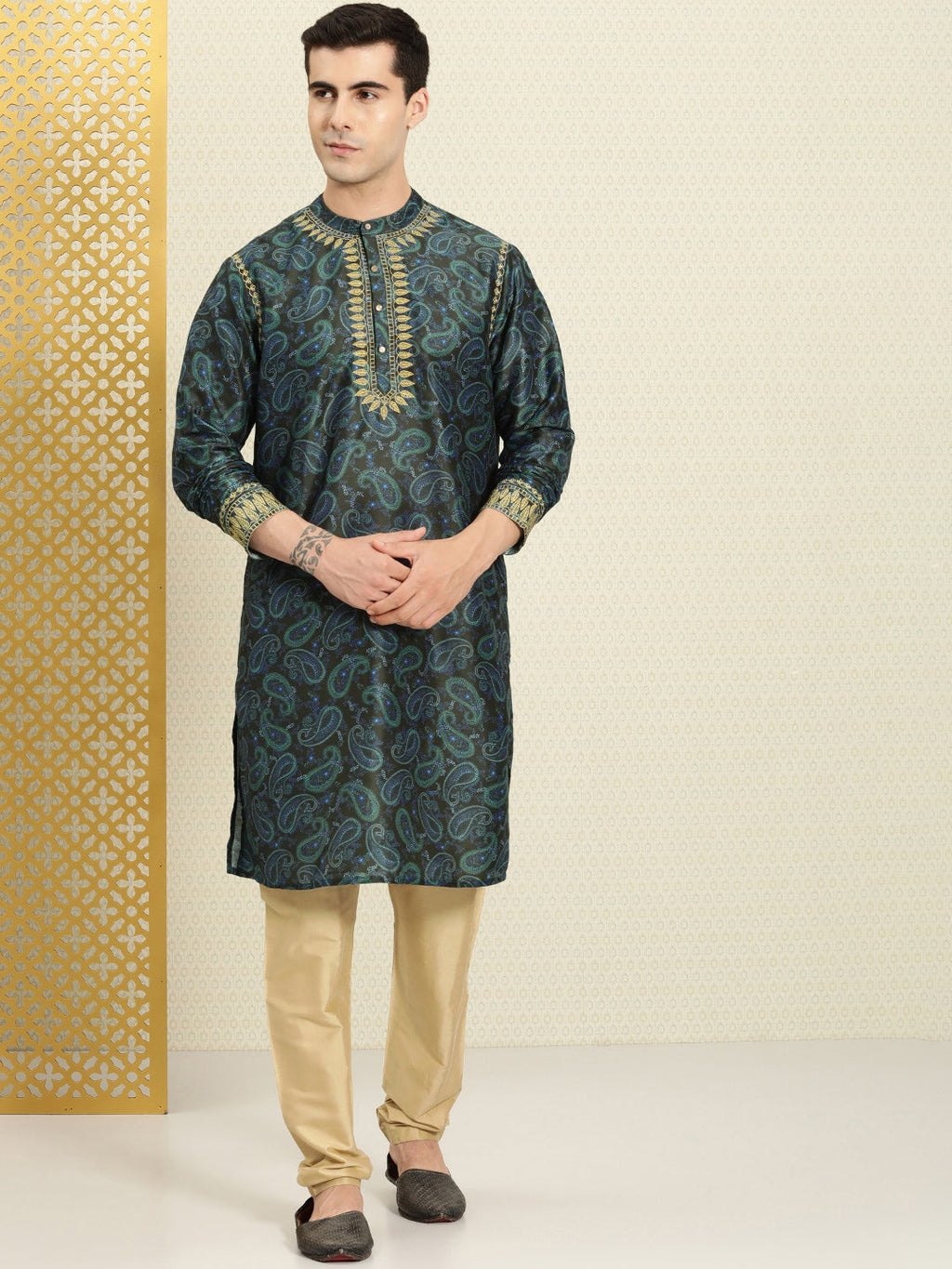 House of Pataudi Paisley Printed Rozana Kurta With Zari Detail | Grocsy