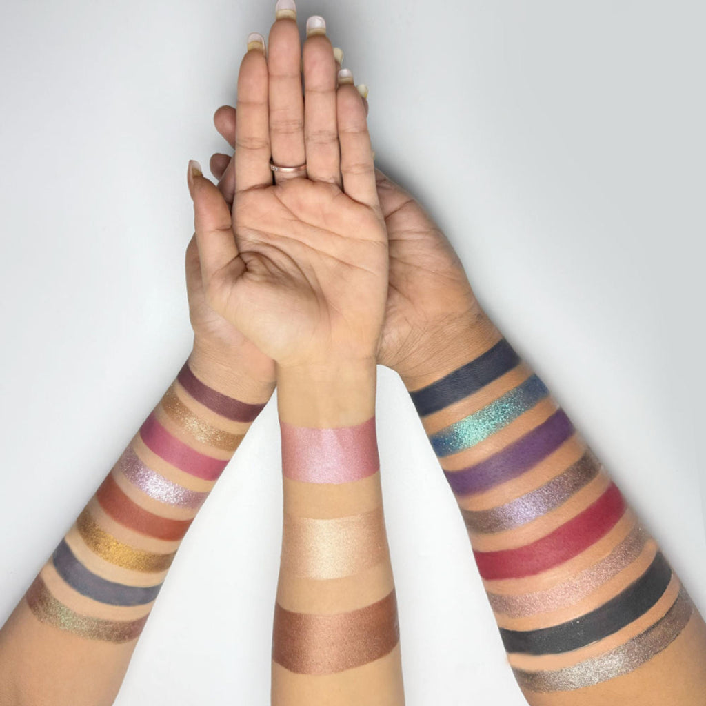 Shopaarel Heartbeat Eyeshadow & Highlighter Palette | Grocsy