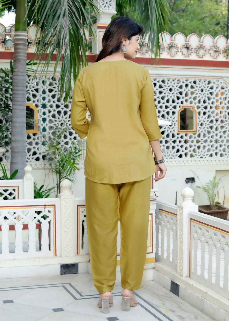 Miravan Women's Mehandi Solid Co-Ord Set | Grocsy