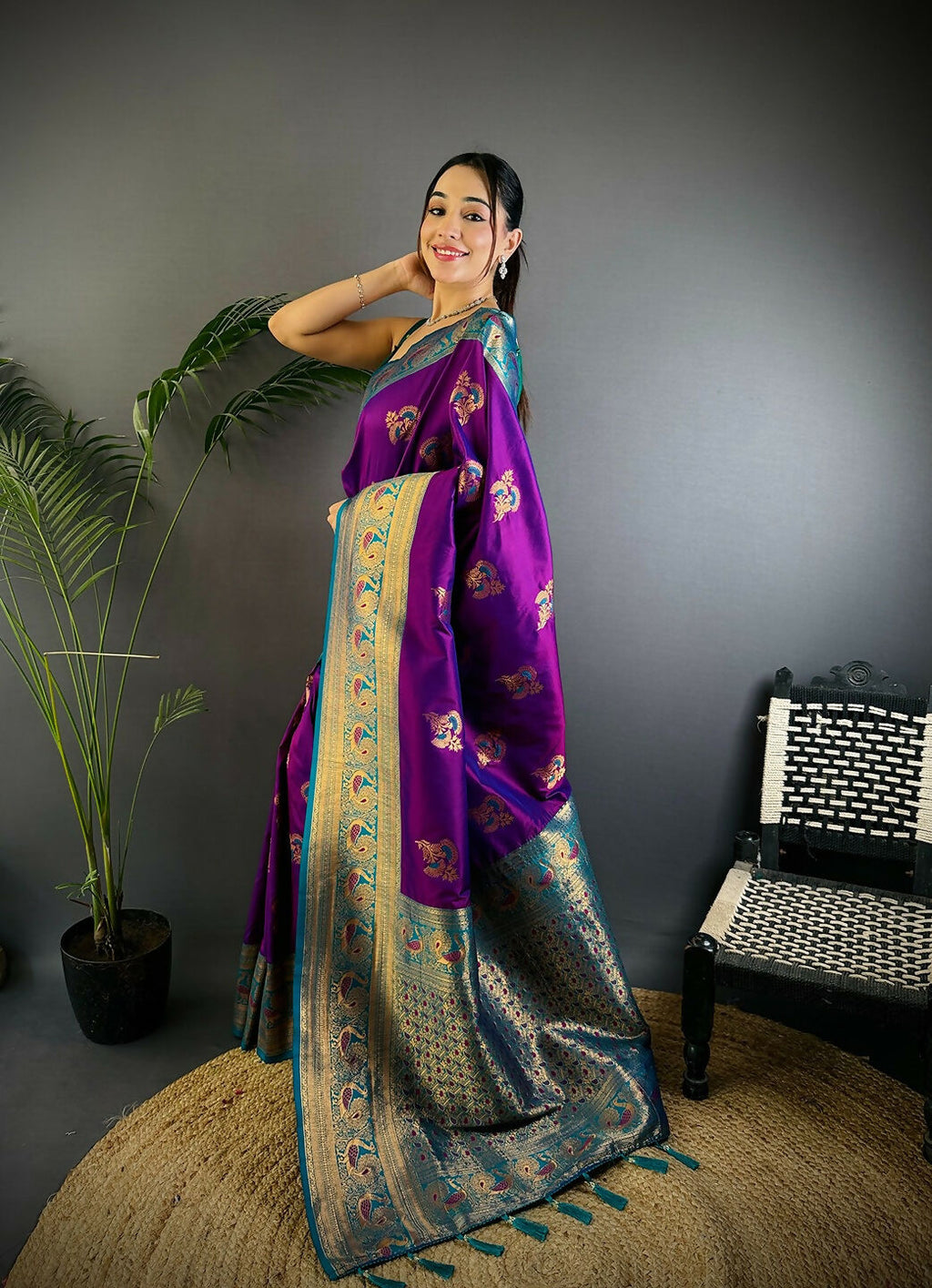 Joban Fashion Banarasi Magenta Woven Soft Silk Saree | Grocsy
