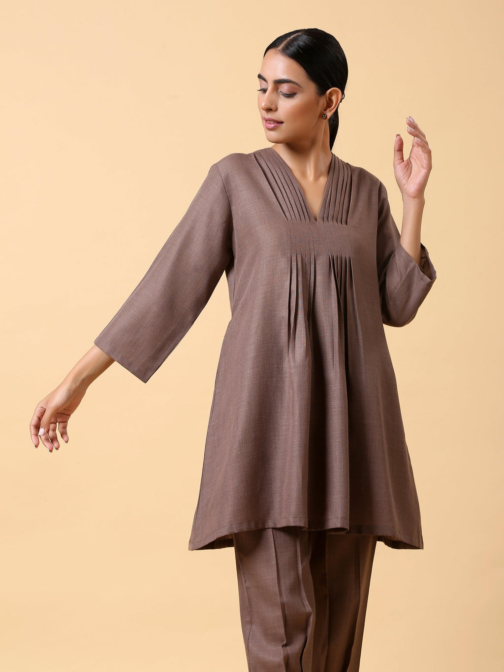 trueBrowns Cotton Linen Burnt Brown Pleated Co-Ord Set | Grocsy