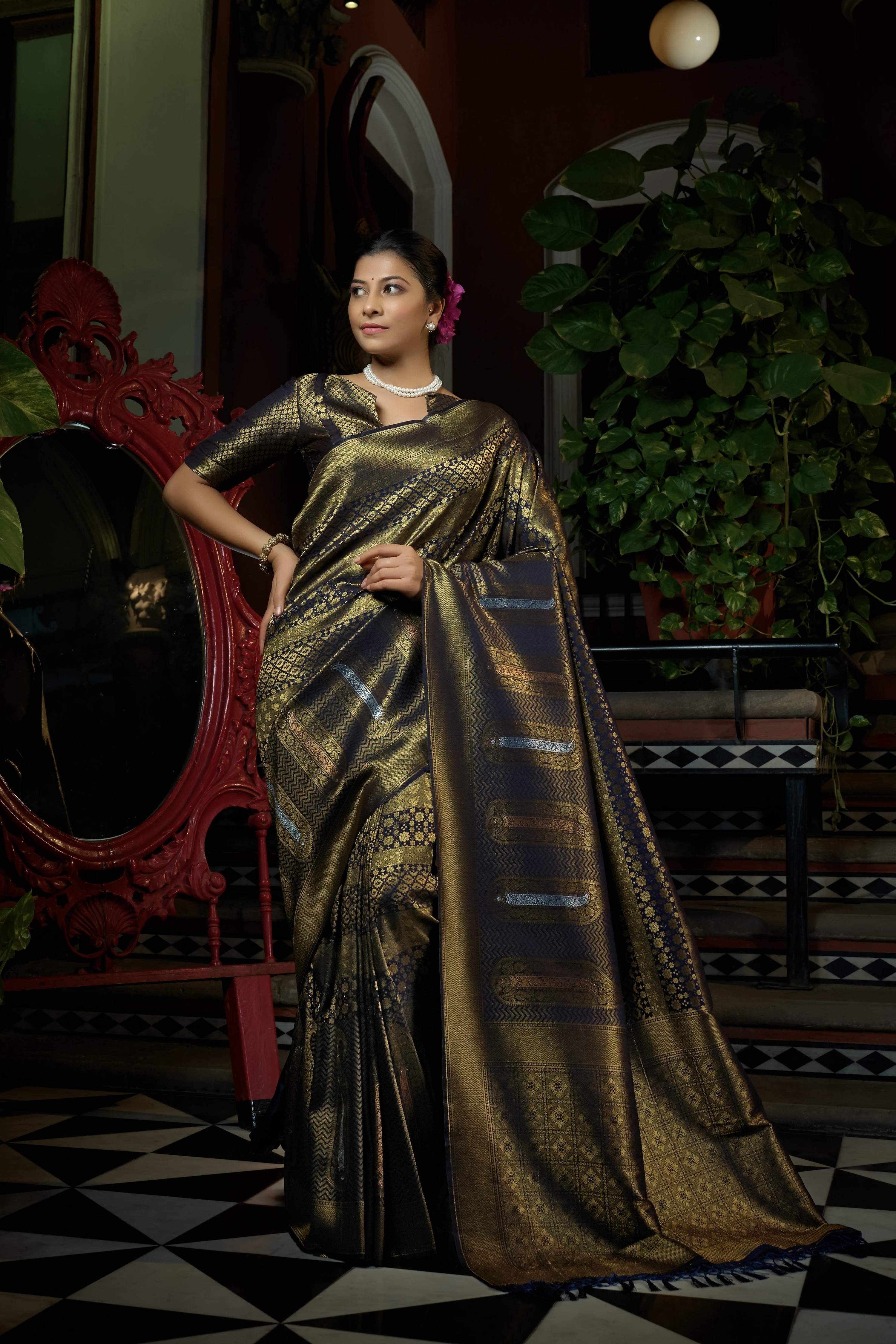 Vardha Stratos Blue Copper-Silver Zari Kanjeevaram Silk Saree | Grocsy
