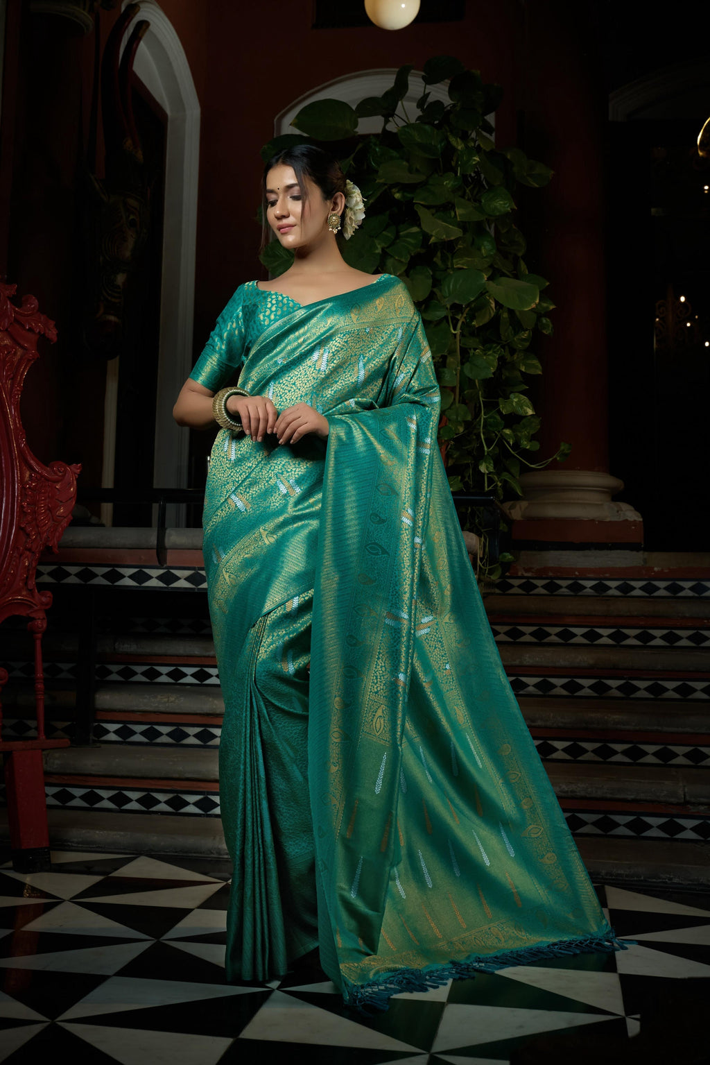 Vardha Pacific Blue Copper-Silver Zari Kanjeevaram Silk Saree | Grocsy