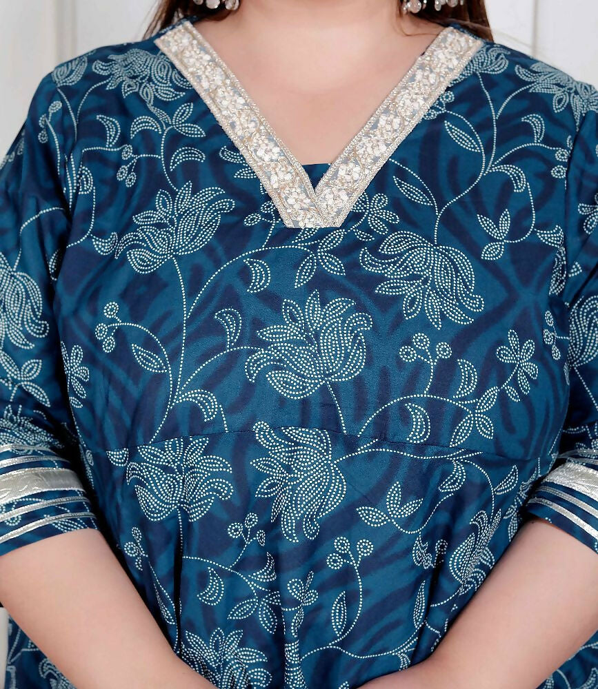 Miravan Plus Size Women'S Blue Cotton Embroidered Neck Anarkali Kurta | Grocsy