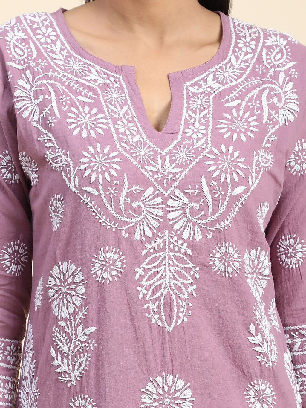 HOUSE OF KARI Floral Embroidered Chikankari Cotton Kurta | Grocsy