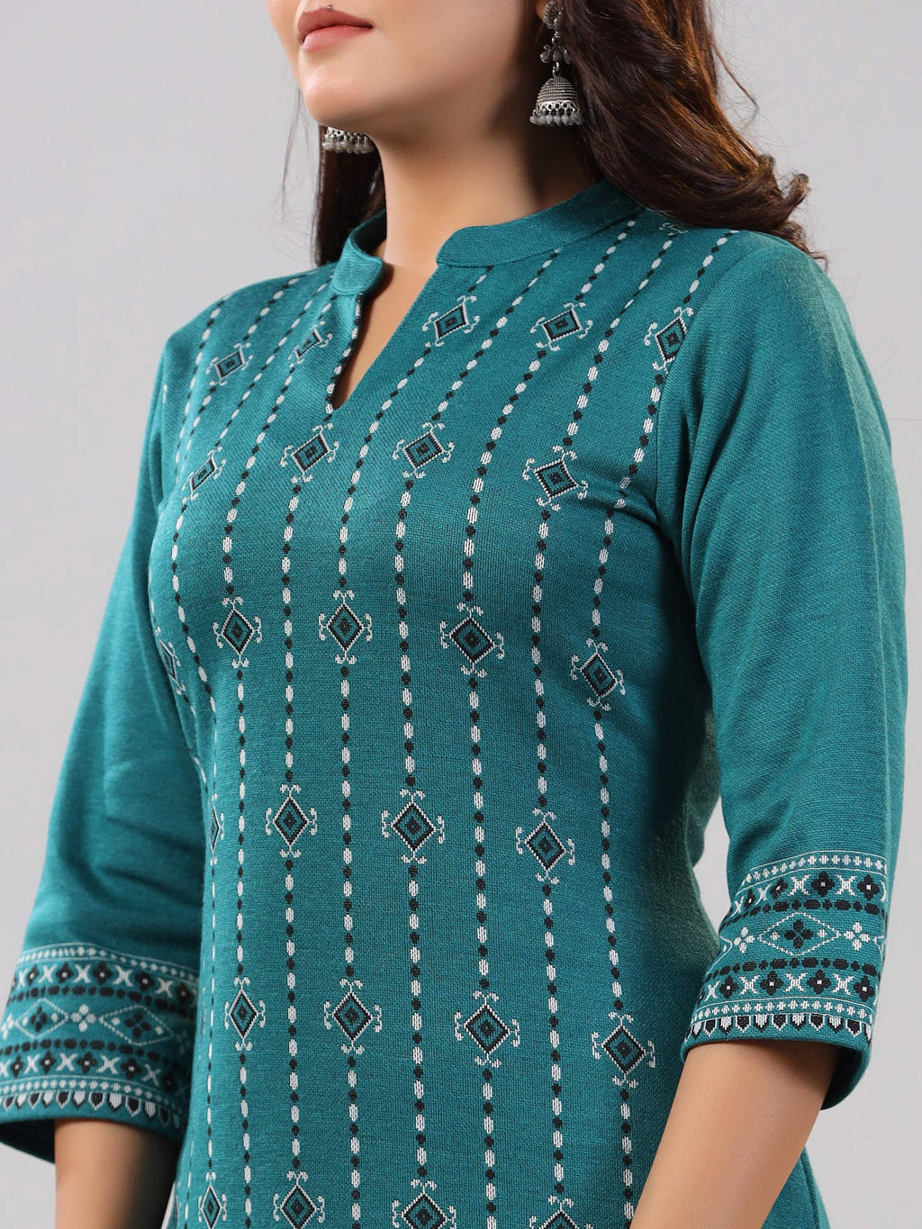 Juniper Women Teal Printed Woolen Straight Kurta | Grocsy