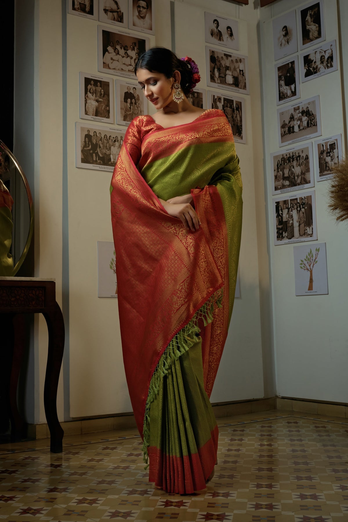 Vardha Shamrock Green Golden Zari Kanjeevaram Silk Saree | Grocsy