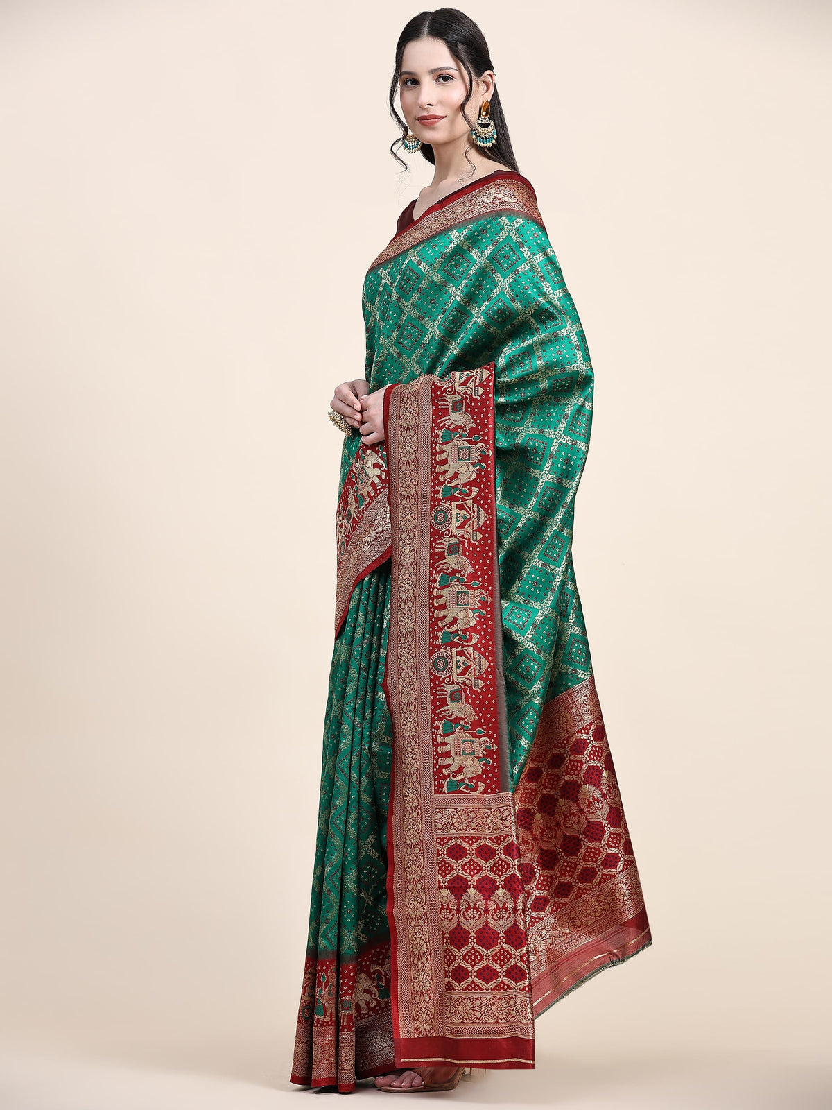 Vedant Vastram Patola Design KanchiPuram Silk Saree For Women - Green | Grocsy