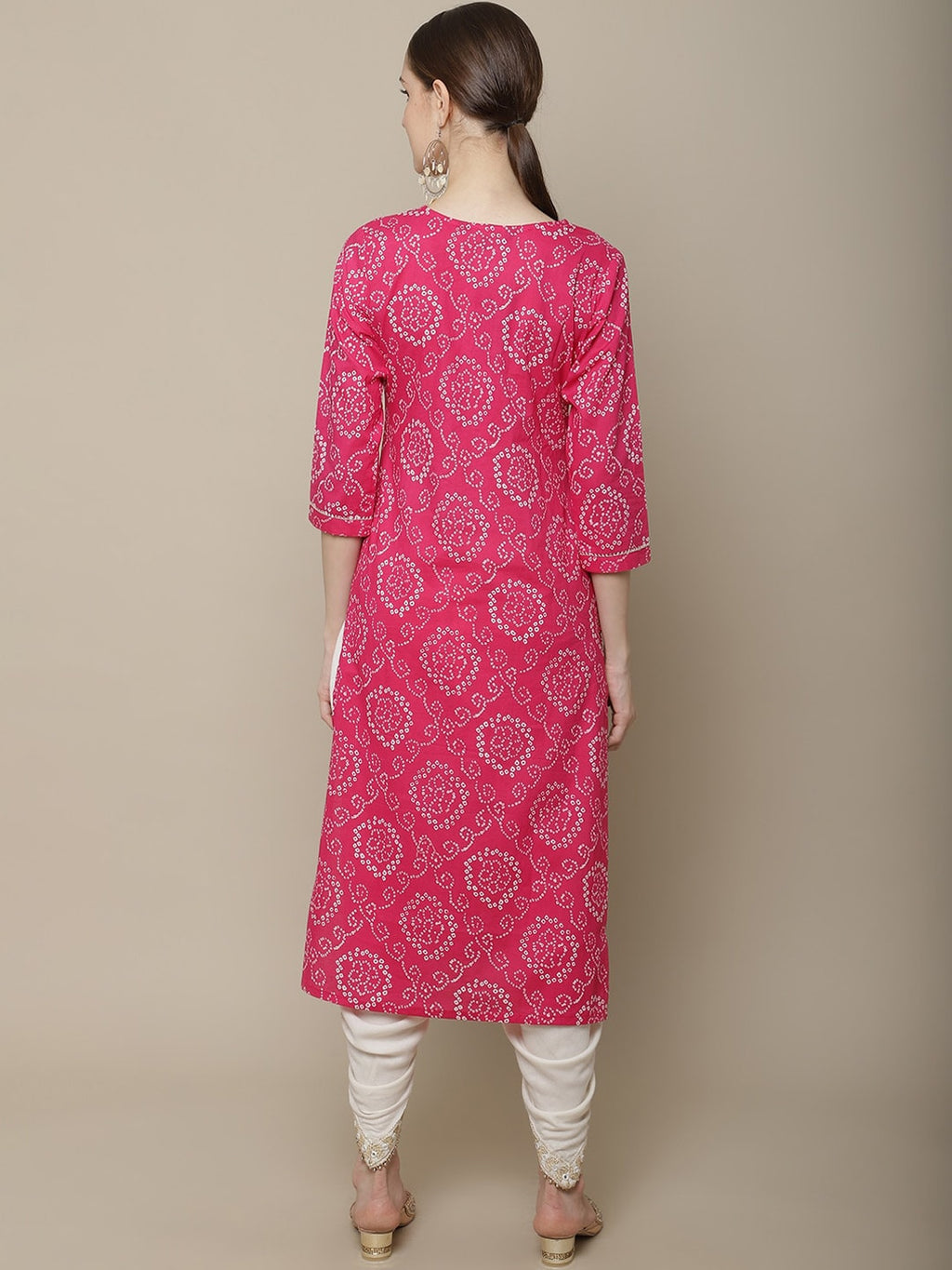 Sangria Women Pink & White Bandhani Printed Thread Work Kurta | Grocsy