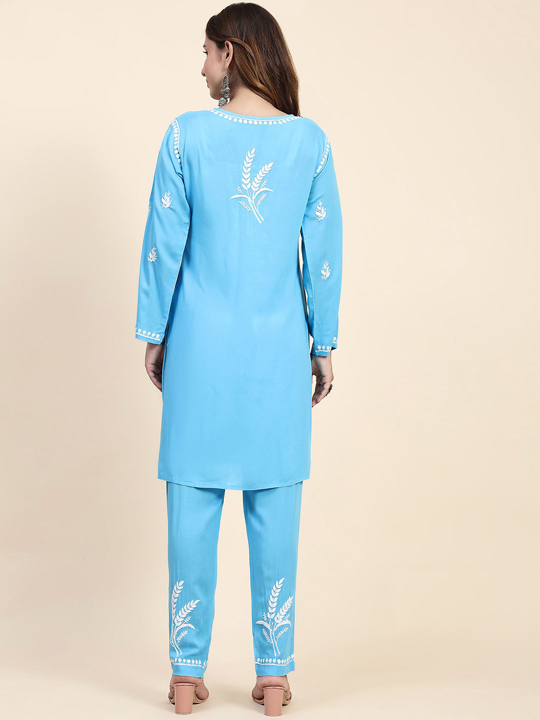 HOUSE OF KARI Floral Embroidered Chikankari Pure Cotton Straight Kurta With Trousers | Grocsy