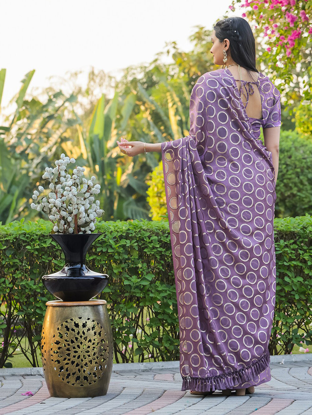 Tikhi Imli Geometric Woven Design Ready to Wear Saree | Grocsy