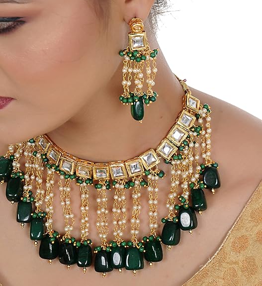 Tehzeeb Creations Back Meenakari Gold-Polished Green Color Square Shape Tika Earring Jewellery Set Uncut Kundan Big Faux Kundan Dibbi Kundan Choker Necklace Set | Grocsy