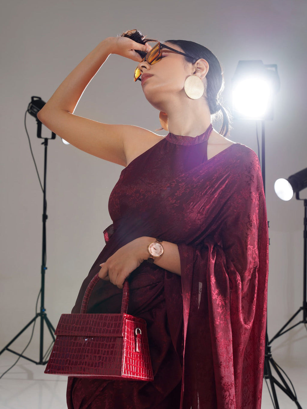 Tikhi Imli Maroon Woven Design Saree | Grocsy
