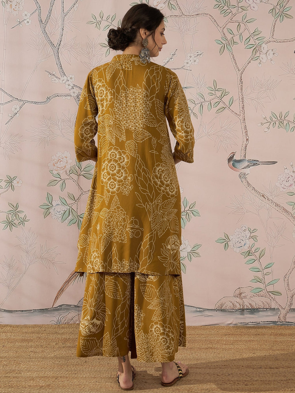 InWeave Dark Yellow Rose Leaf Mandarin Kurta Set | Grocsy