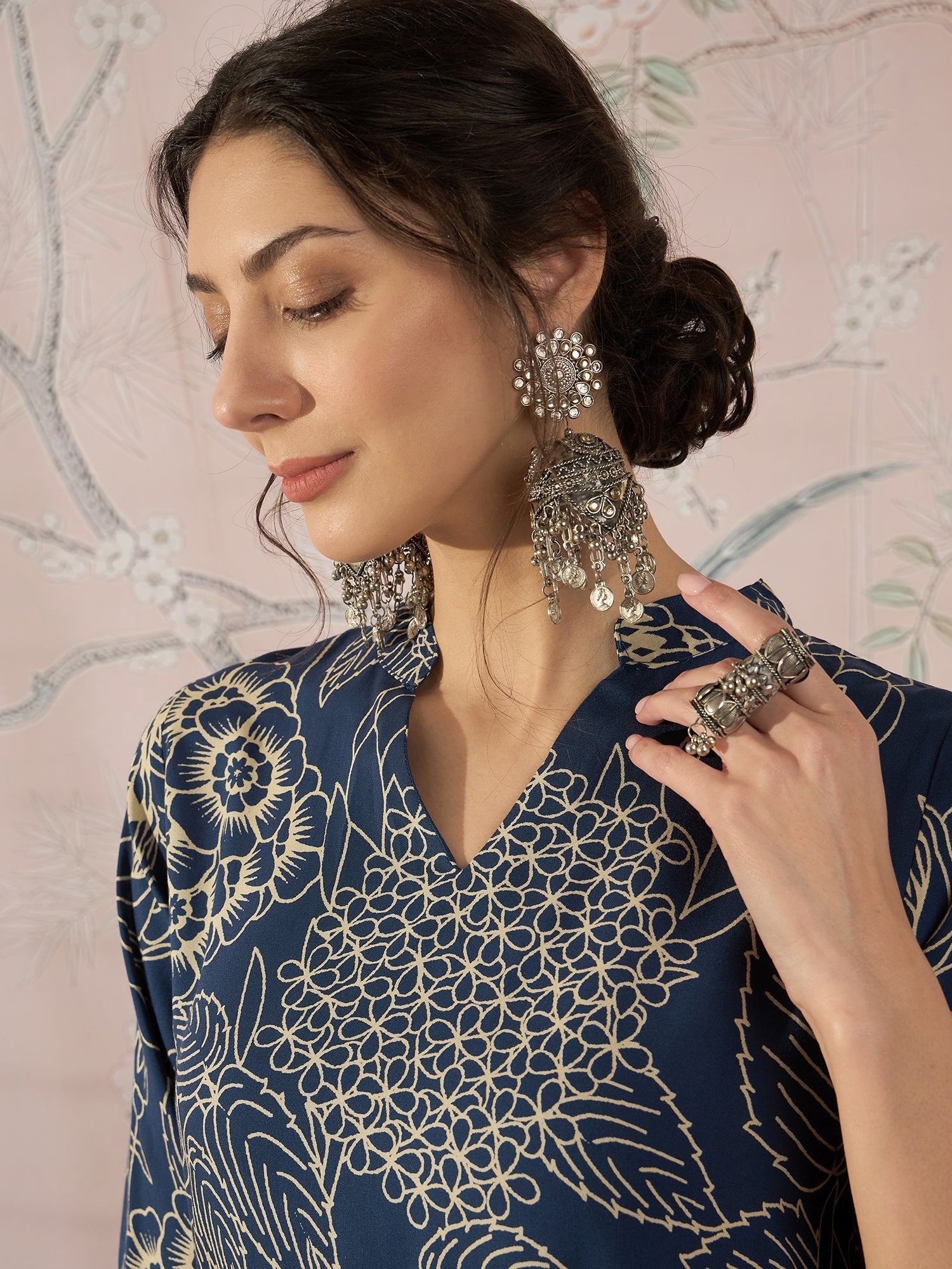 InWeave Peacock Teal Rose Leaf Mandarin Kurta Set | Grocsy