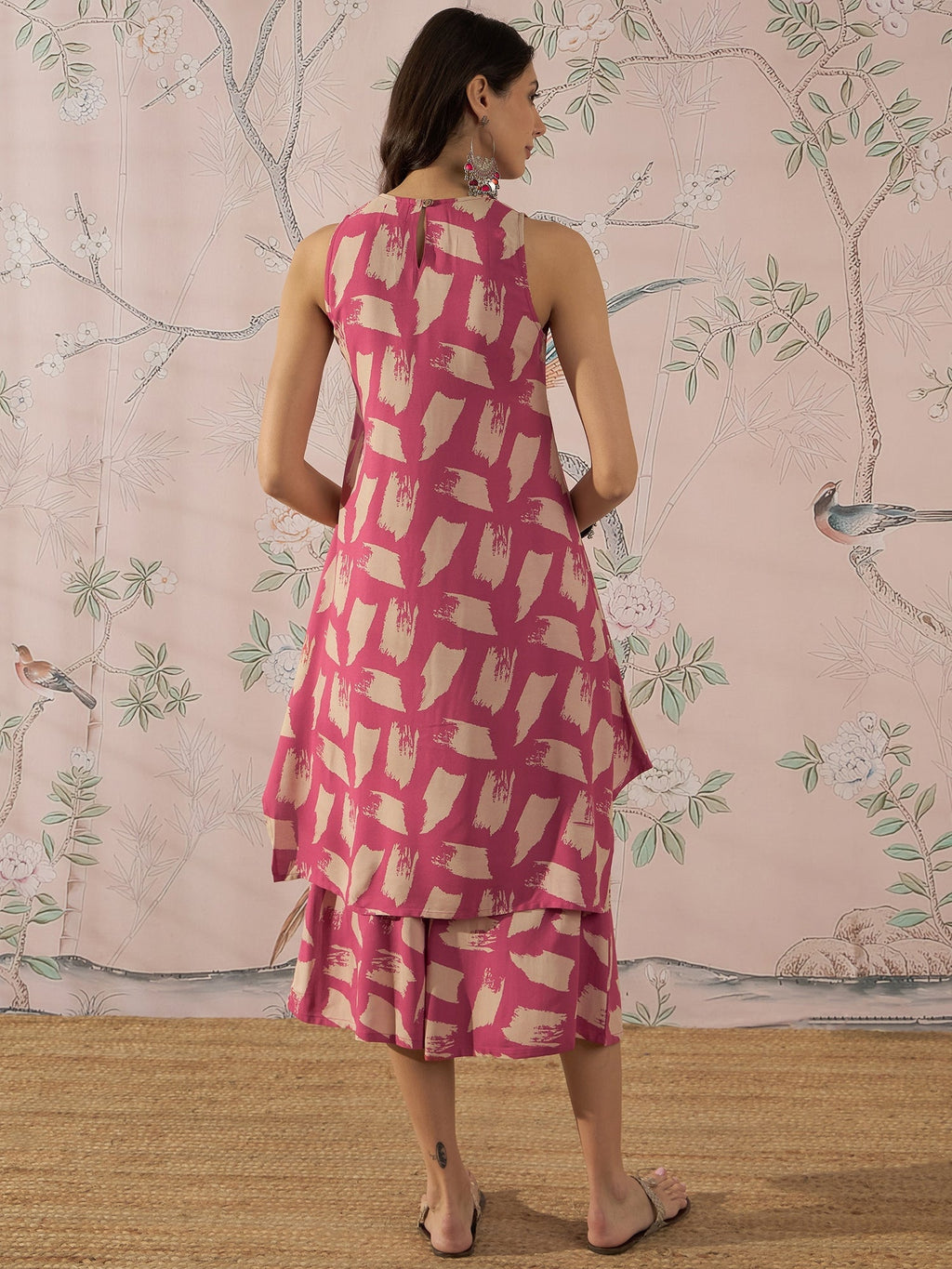 InWeave Punch Pink Beige Kurta Set | Grocsy