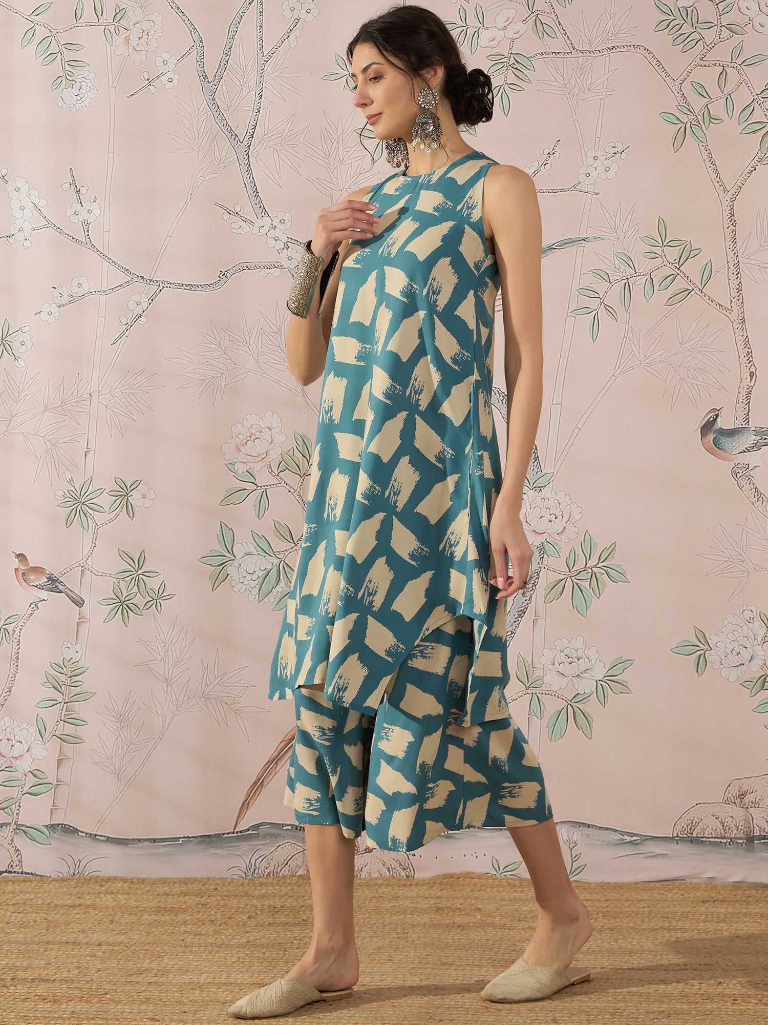 InWeave Marin Teal Beige Kurta Set | Grocsy