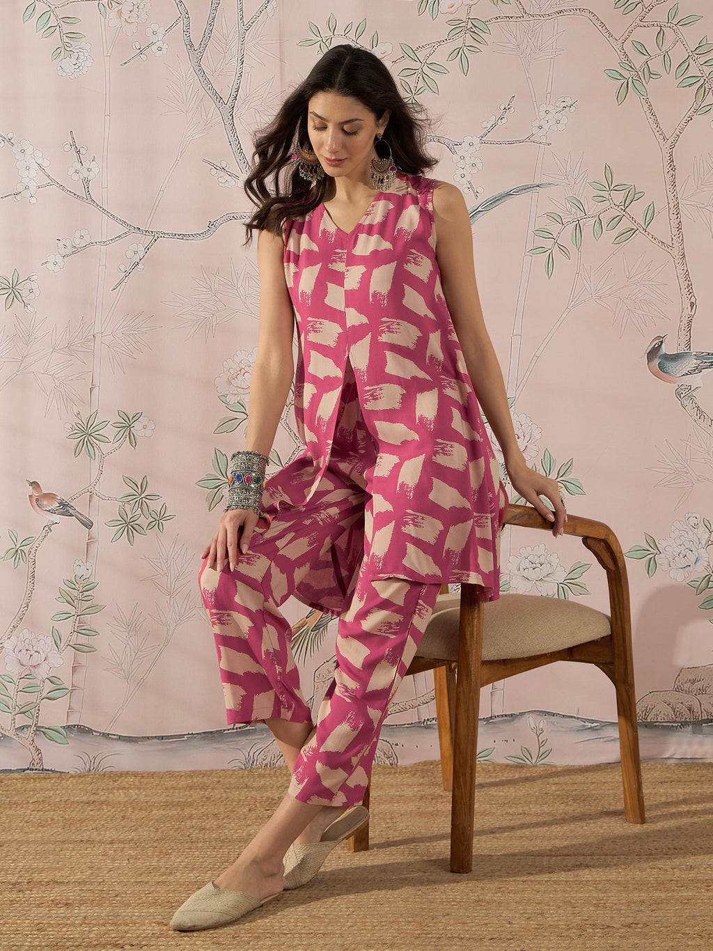 InWeave Punch Pink Beige Slit Kurta Set | Grocsy