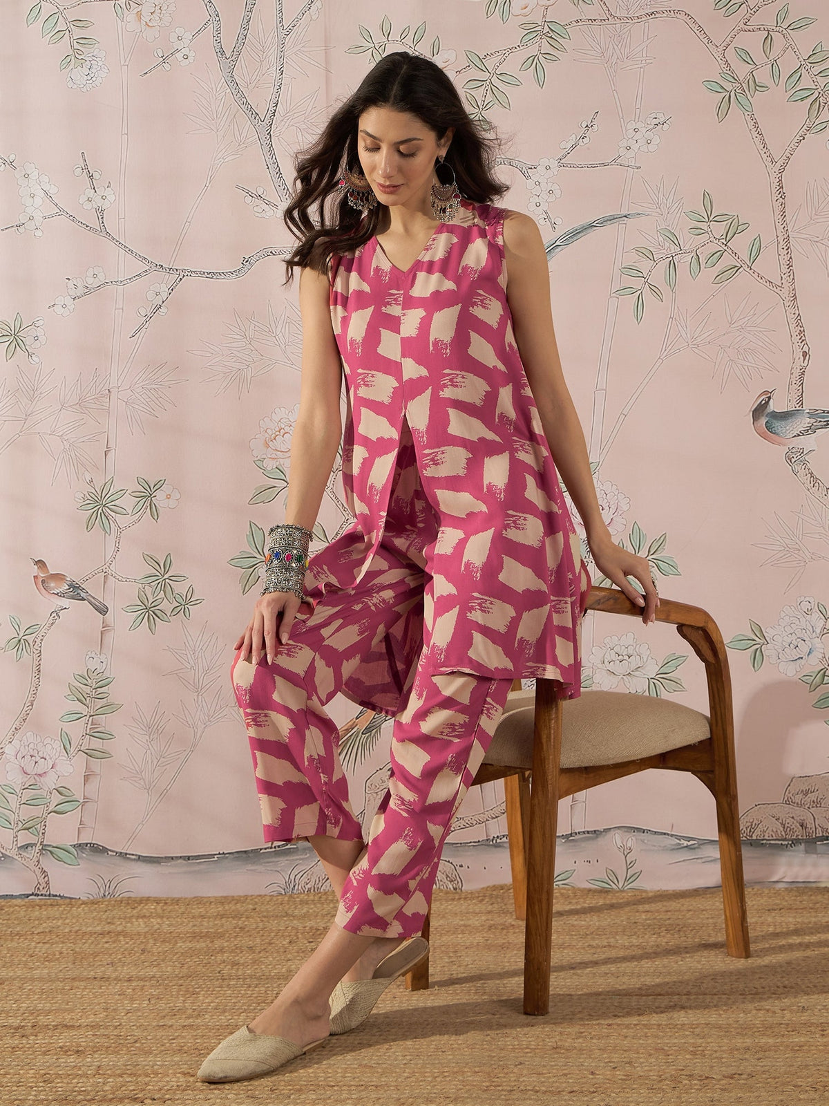 InWeave Punch Pink Beige Slit Kurta Set | Grocsy