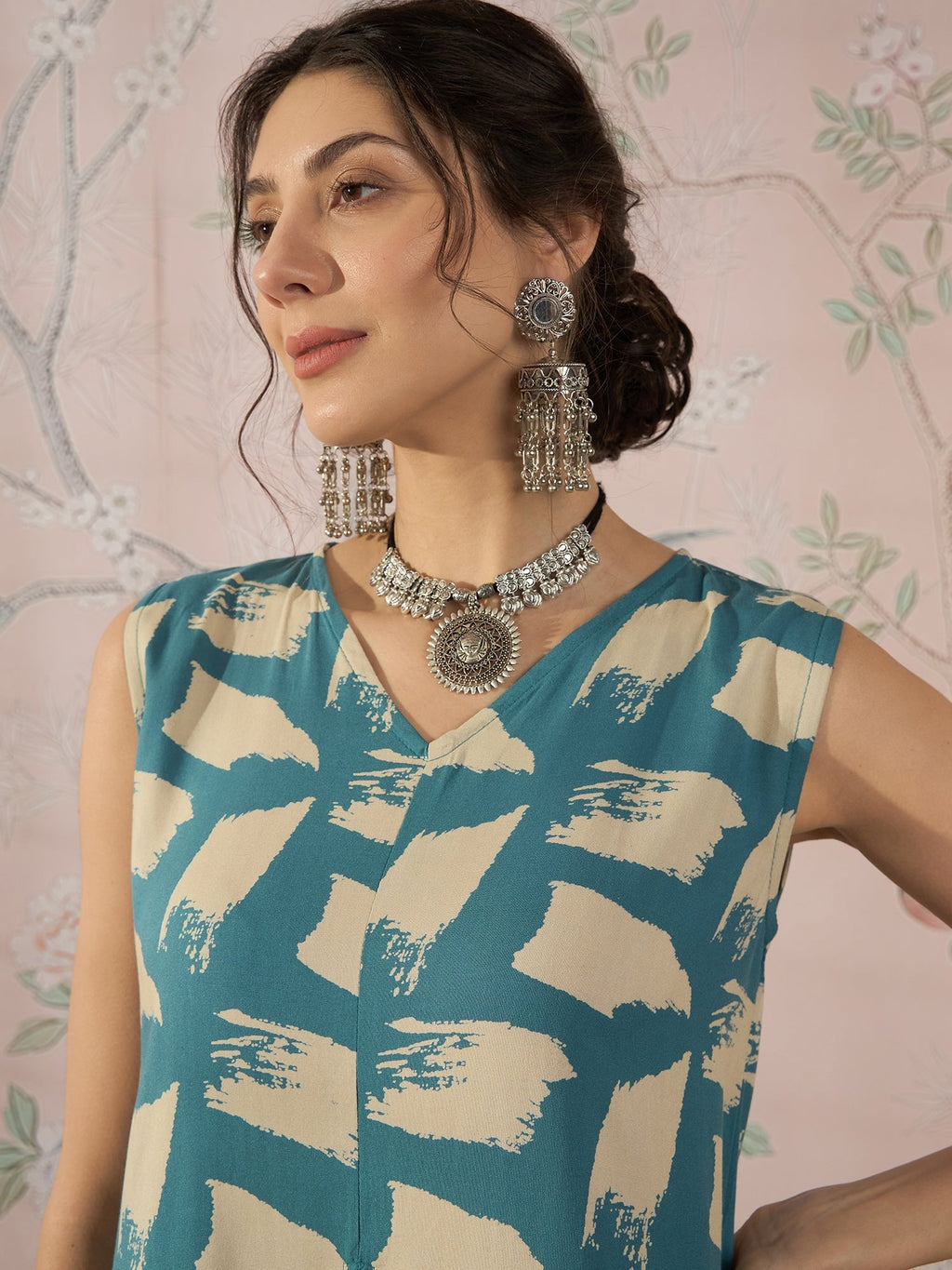 InWeave Marin Teal Beige Slit Kurta Set | Grocsy