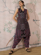 InWeave Black Pink Kurta Dhoti Set | Grocsy