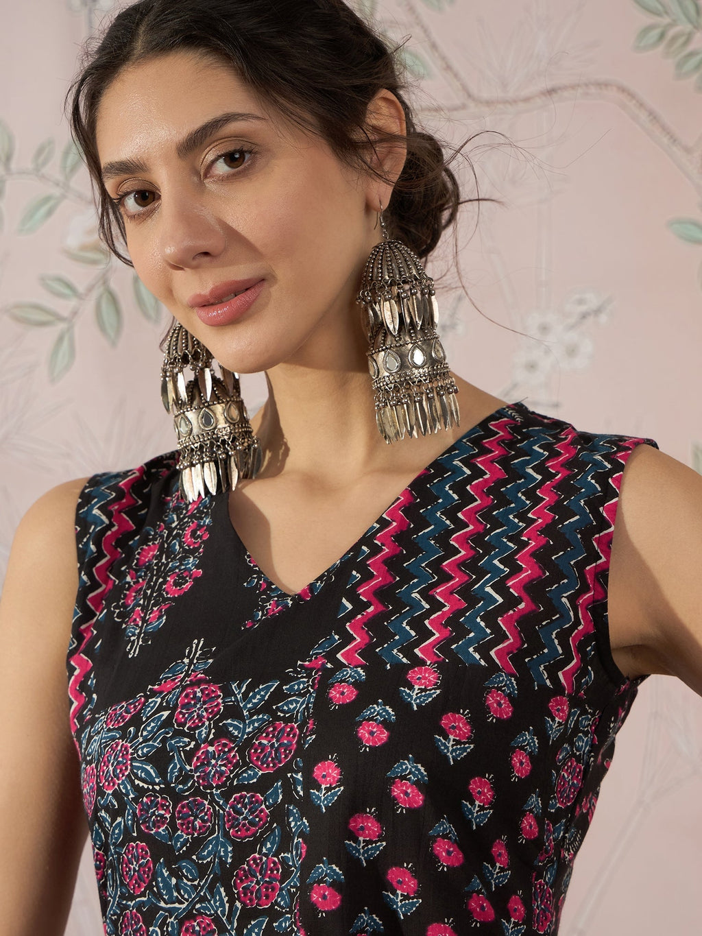 InWeave Black Pink Kurta Dhoti Set | Grocsy