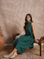 InWeave Teal Zig Zag Round Neck Kurta Set | Grocsy